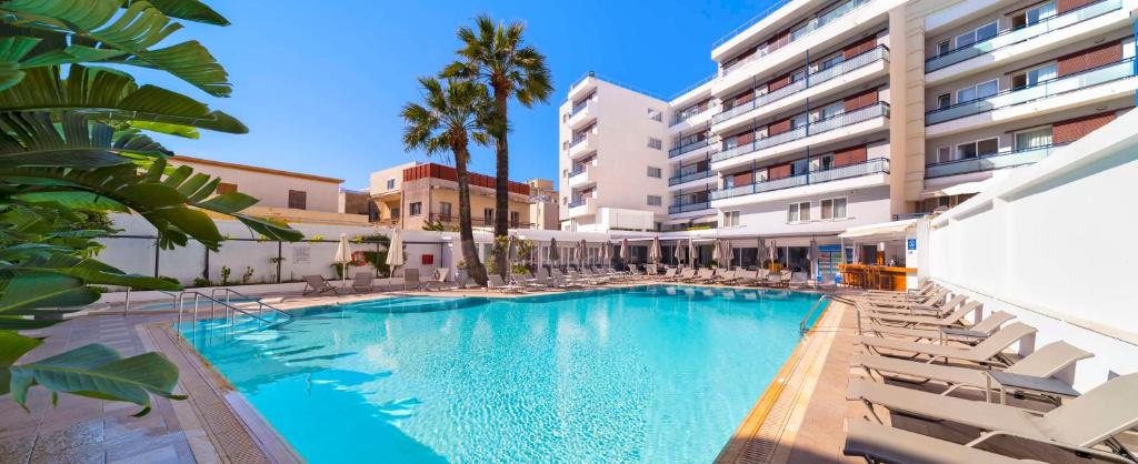 Best Western Plaza Hotel - מלון ברודוס לחופשת נוער