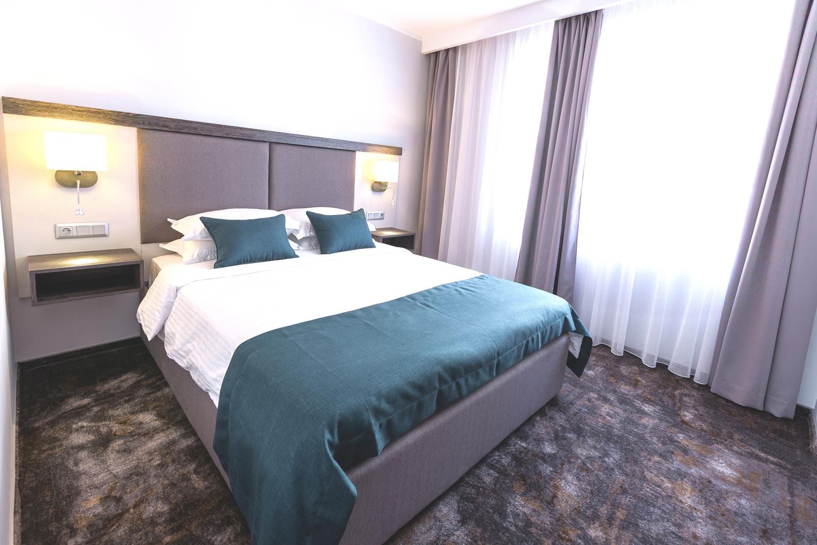 Best Western PLUS Premium Inn