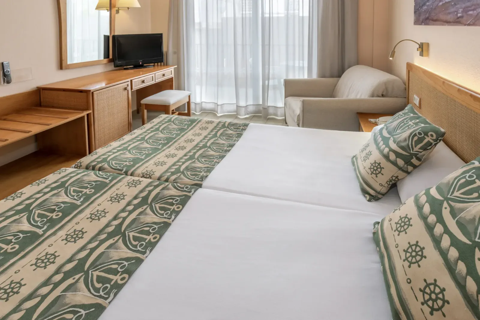 GHT Oasis Park & SPA
