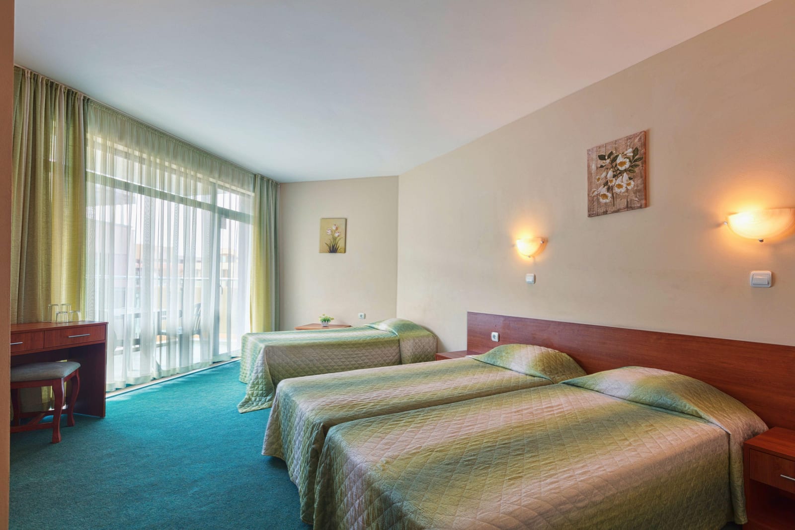 Hotel L&B