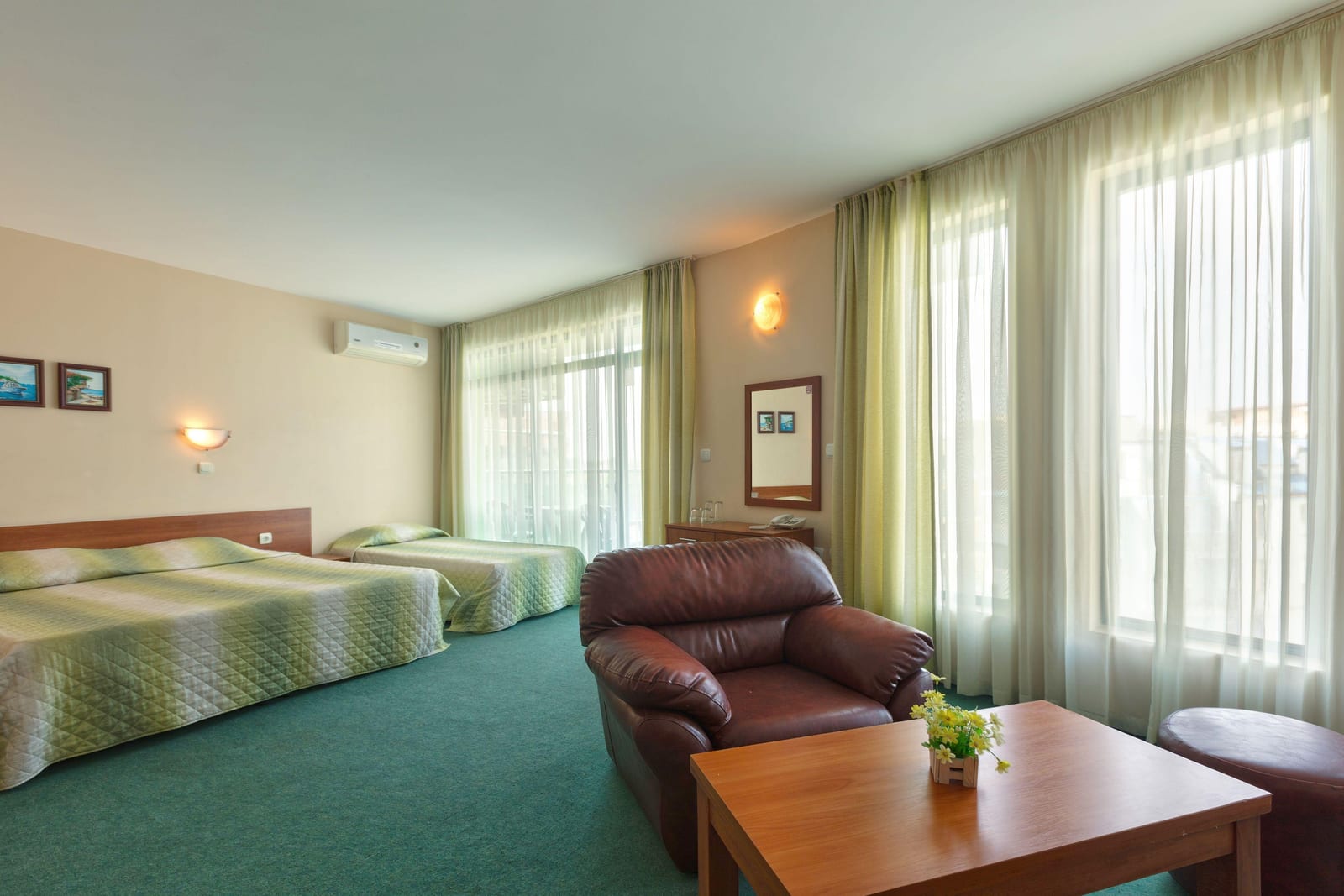 Hotel L&B