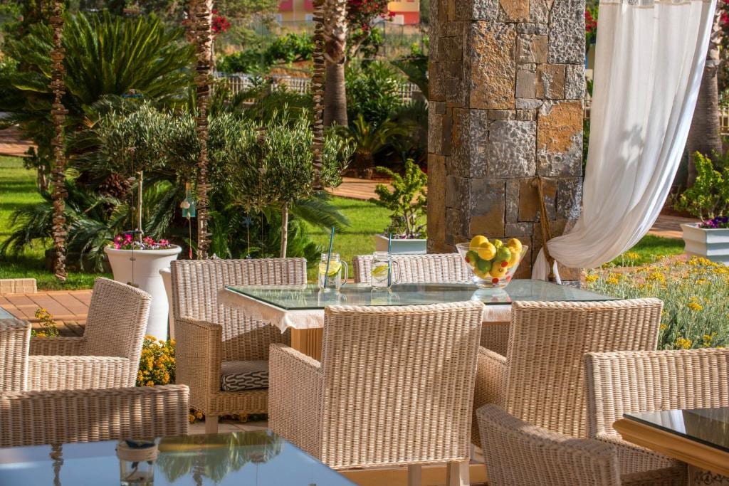 Socrates Hotel