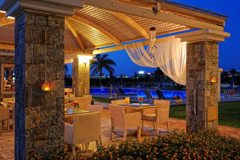 Socrates Hotel