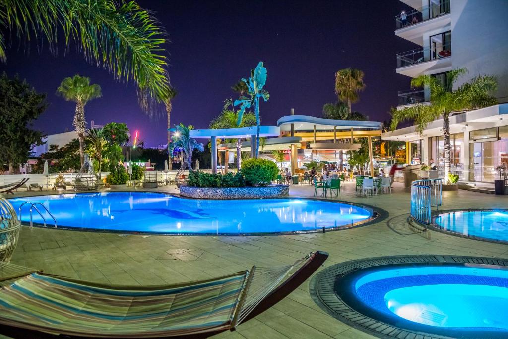 Stamatia Hotel - מלון באייה נאפה לחופשת נוער